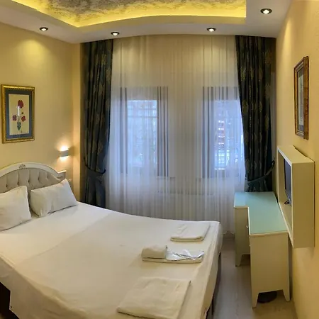 Elisa Hotel