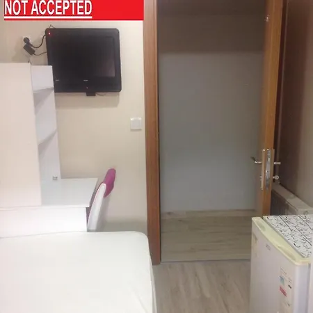 !females Only! Bakirkoy Elit Kiz Yurdu * Istanbul