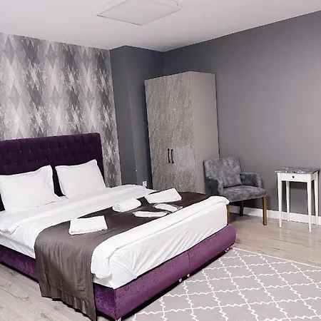 Pera Line Otel