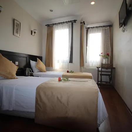 Hotel Sultans 3*