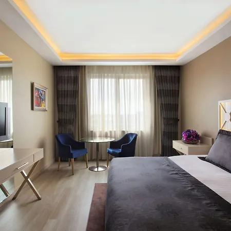 Hotel Wow 5*