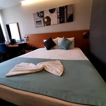 Sapko Airport Hotel