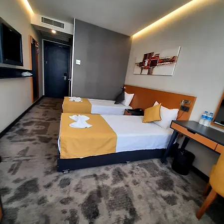 Sapko Airport Hotel