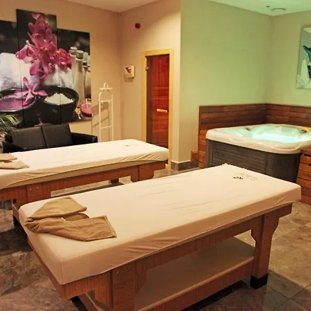 Hotel Ramada By Wyndham Alibeykoy 4*