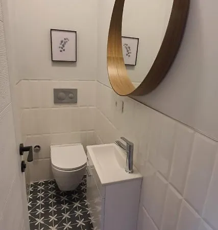 Apartment Brand New Luxuries 3-bedrooms In The Center *
