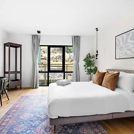 Stella Stays Subtle 1 Bdr Galata *
