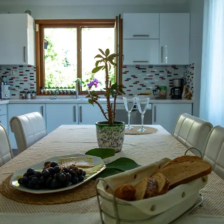 Unique & Quite, Bosphorus Villa, Great Sea View Patio,barbecue