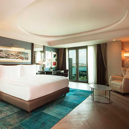 Radisson Blu Pera 5*
