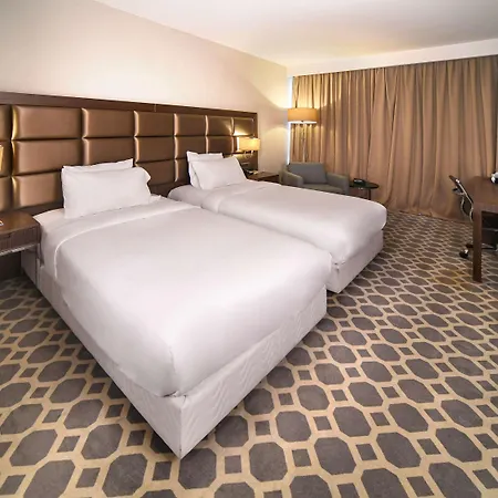 Hotel Mercure West & Convention Center