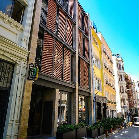 Hotel Galata Rasso *
