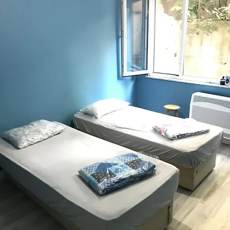A Private In Shared For Daily Rent Apartment *