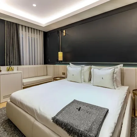 Amira Hotel