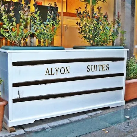 Alyon Отель