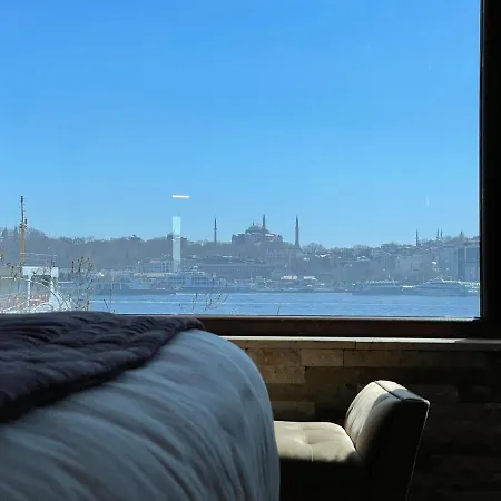 Weingart Port Seaside *