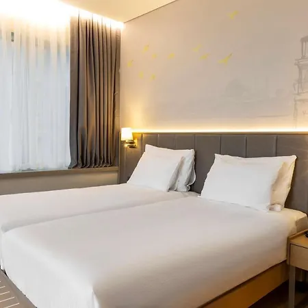 Отель Radisson Harbiye 4*