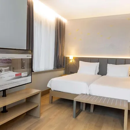 Radisson Harbiye Отель 4*