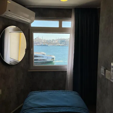 Weingart Port Seaside * Estambul