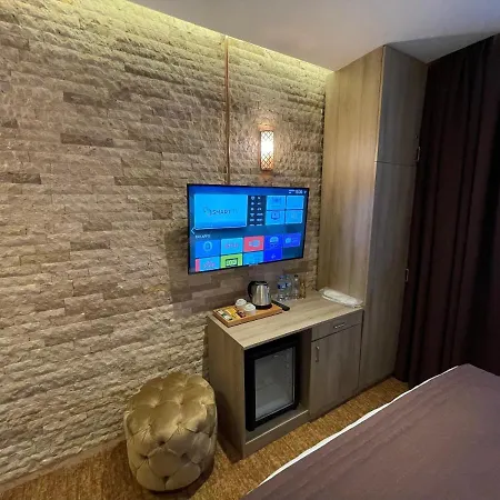 Hotel Weingart Port Seaside *