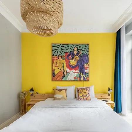 Bohemian Flat In Nisantasi With Location