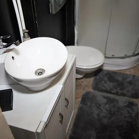 Private In Heart Of Taksim Square 2 Апартаменты Стамбул