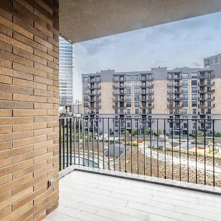 Flat With Balcony In Umraniye Apartment *