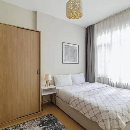 Apartment Fully Furnished Stylishly Designed Flat In Sisli