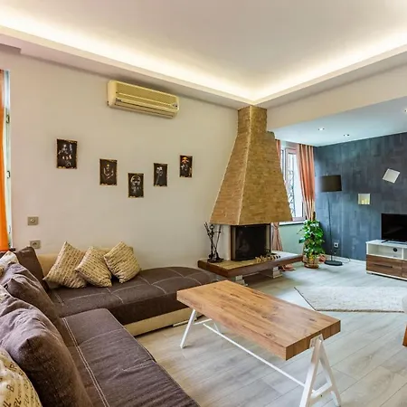 Comfy Flat Apartment