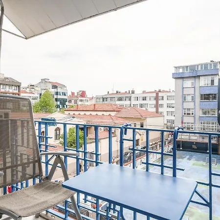 And Fully Furnished Flat In Bakirkoy Apartmán