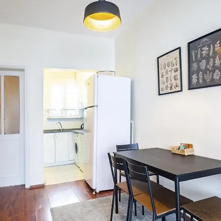 Lovely Flat 6 Min To Taksim Square In Cihangir Apartment