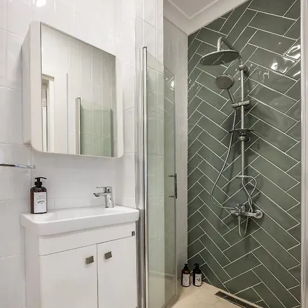 Huge 40sqm Studio Wac In The Heart Of Cihangir Innv34062 Appartamento