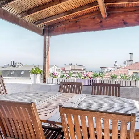 Appartamento Chic Modern Flat With Terrace In Florya Provincia di Istanbul