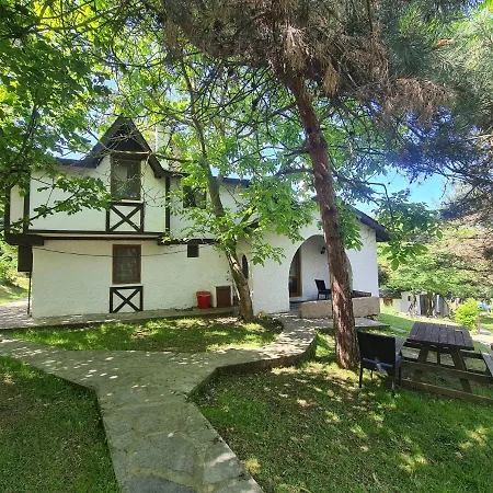 Polonezkoey Country Club & In The Wildlife Park! Κωνσταντινούπολη