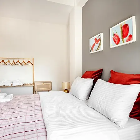 Whisper By Oval Hotel 5*