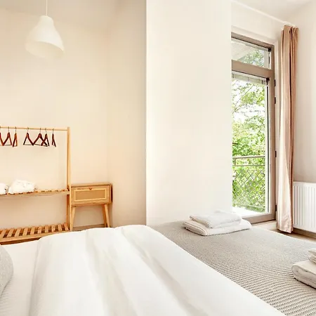 Whisper By Oval Hotel