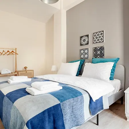 Whisper By Oval Hotel