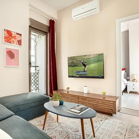 Whisper By Oval Istanbul