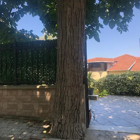 Apartment Garden House Istanbul