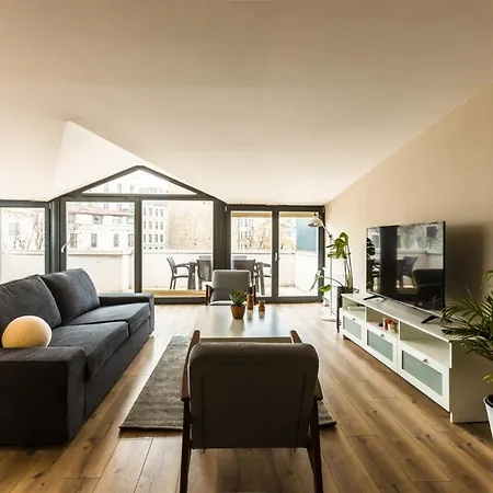 Apartment Exceptional Flat With Galata Tower View In Beyoglu