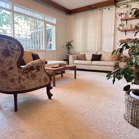 Sweet Flat In Bagdat St *