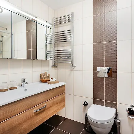 Nidya Esenyurt Istanbul