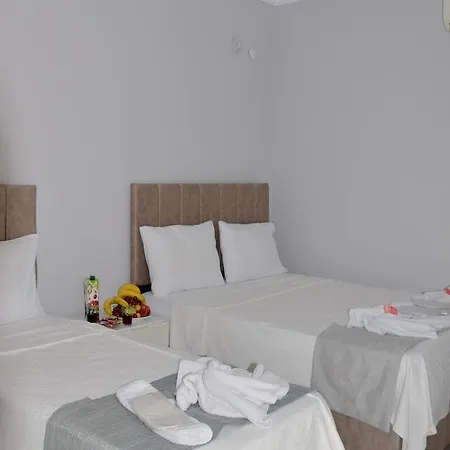 Yasmin Hotel 2*