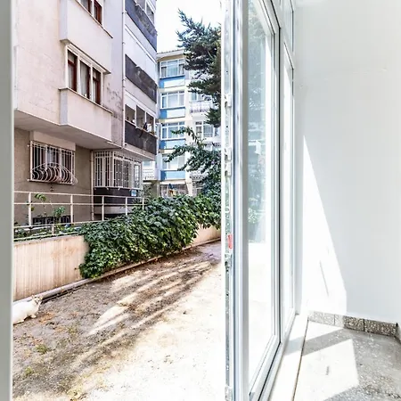 Apartmán Flat W Garden Near Moda Coast In Kadikoy