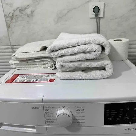 Aksaray'da 2+1 Genis Apartment