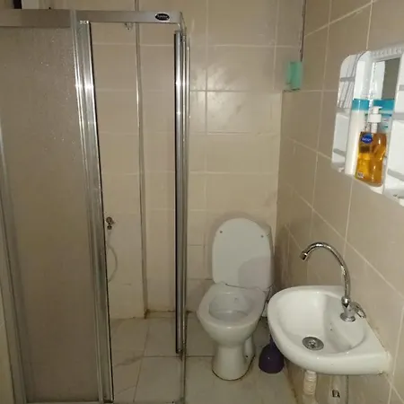Aparthotel Ava Suits 1+1 *