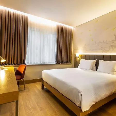 Radisson Istanbul Harbiye Hotel