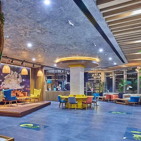 Ibis Airport Hotel
