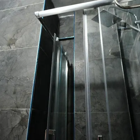 Liza Hotel 4*