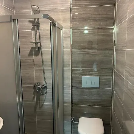 Vatan House Hotell