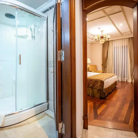 The Palace Taksim 4*