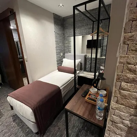 Hotel Weingart Port Seaside